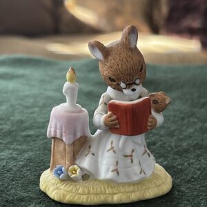 Vintage 1976 Enesco Momma Mouse Reading to Baby By Candlelight Figurine Mice